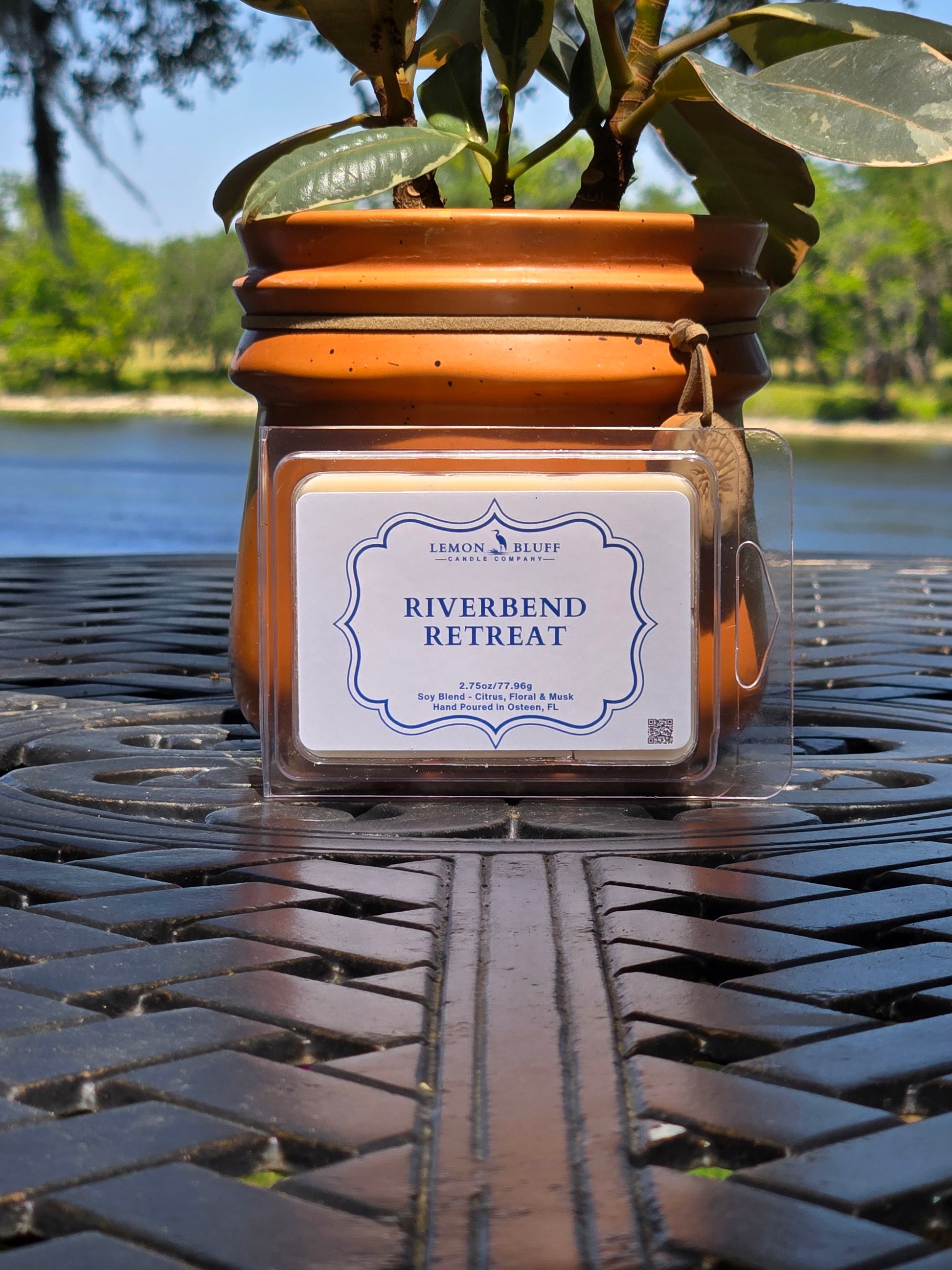 Riverbend Retreat Wax Melt - Citrus, Floral, Musk Scent