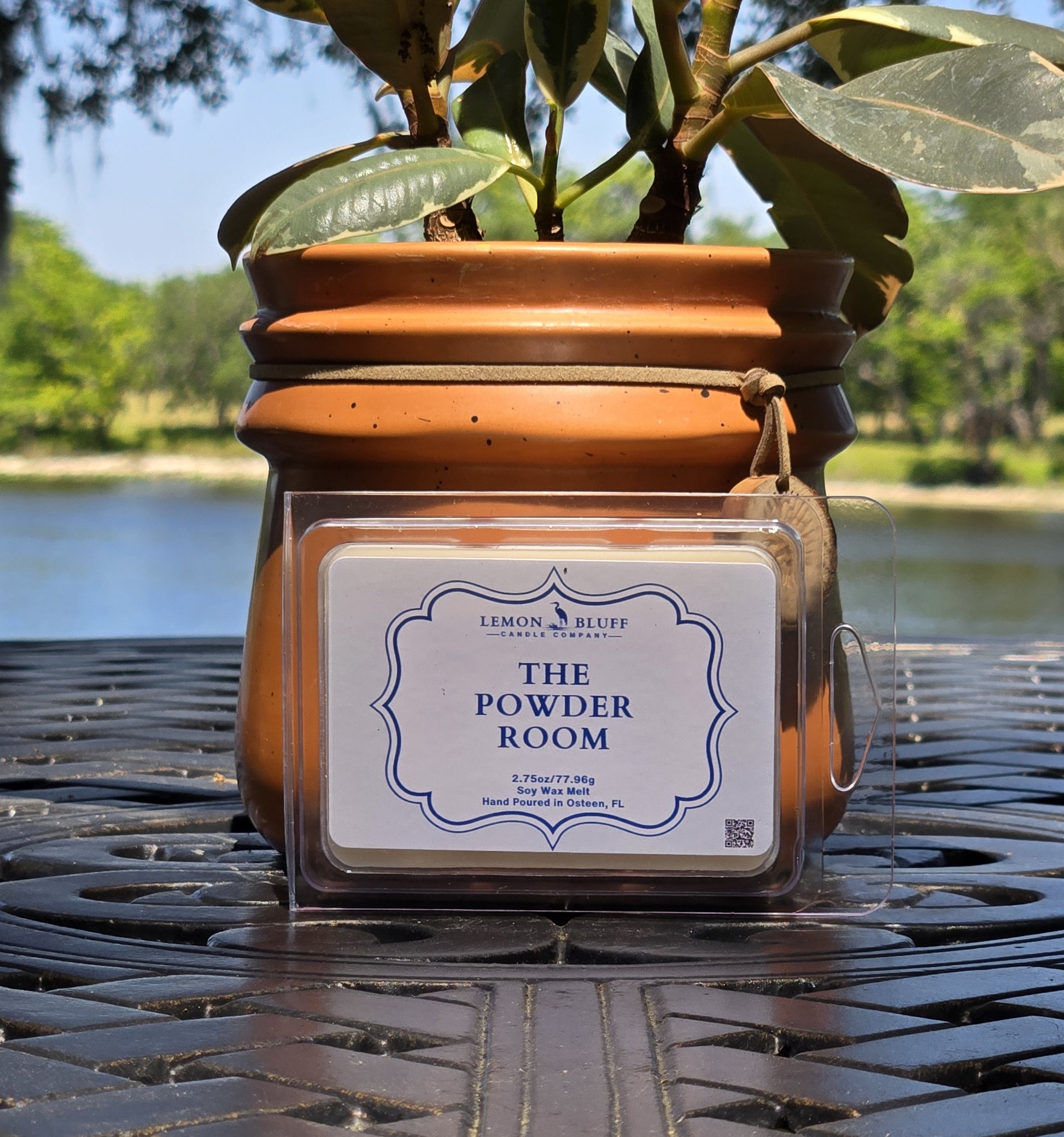 The Powder Room Wax Melt - Powdery Rose, Amber, Light Vanilla Scent